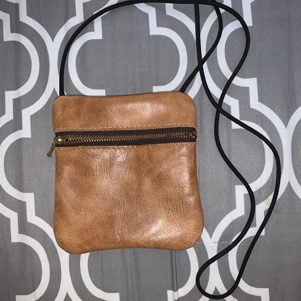 Women’s Crossbody